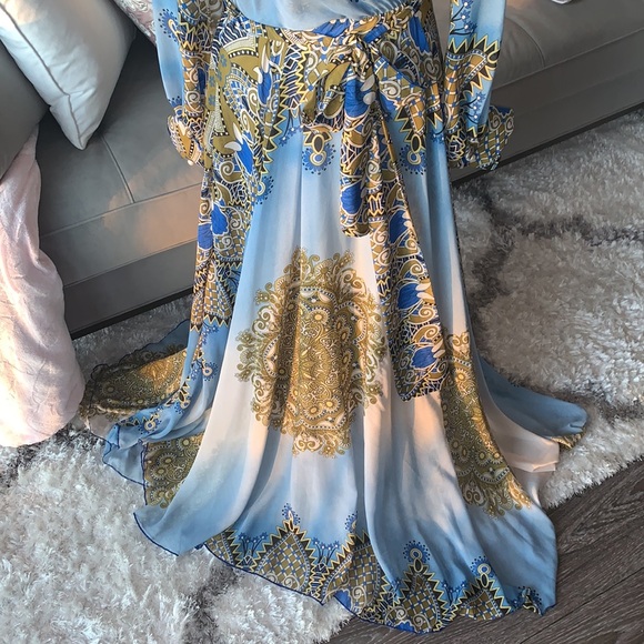 Meghan LA stunning royal print maxi dress! - Picture 4 of 11